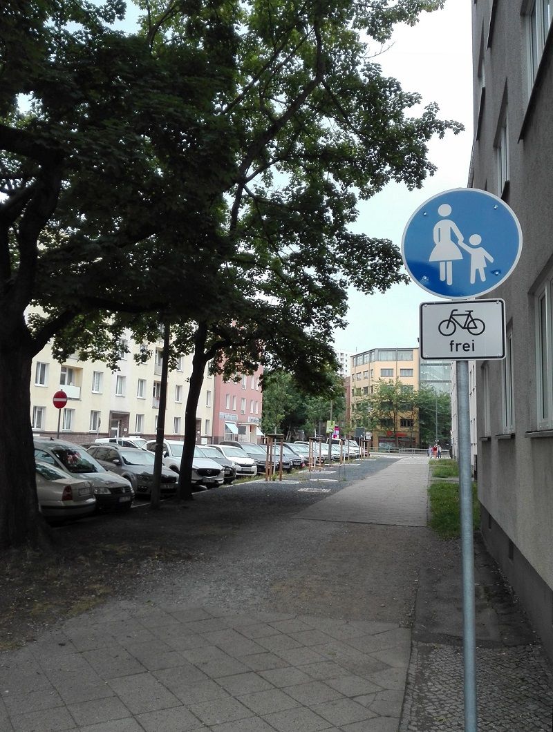 Radfahrer-Freigabe Zwinglistraße am Falkensteinplatz 2021