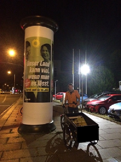 Wir GRÜNEN plakatieren in Dresden auch mit Lastenrad (Bundestagswahl 2021)